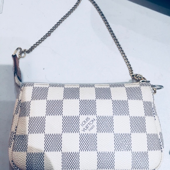 Authentic Azur Louis Vuitton Pochette PM - Picture 2 of 8